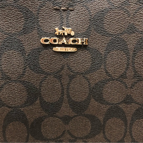 Coach Brown and Red Signature Shoulder Bag - Picture 7 of 14